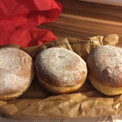 Wiener Feinbäcker Heberer - (3) Berliner Donuts (€2)