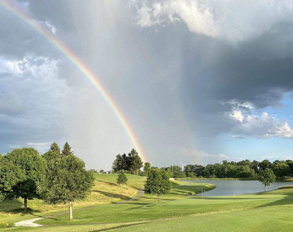 VALLEY VIEW CLUB Updated July 2024 22 Photos 9701 Illinois Hwy 82