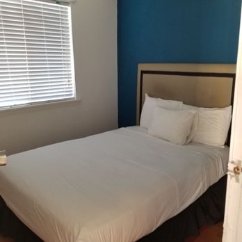 Alpine Inn & Suites - Hotels Near Me - Daly City, California