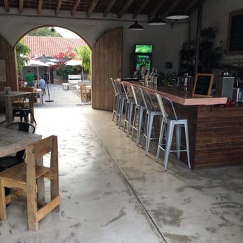 La Morena - Bars Near Me - Todos Santos, BCS