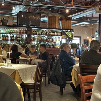 La Bella Valatie - Inteior - Pizza Near Me - Valatie, New York La Bella Valatie - Inteior - Pizza Near Me - Valatie, New York
