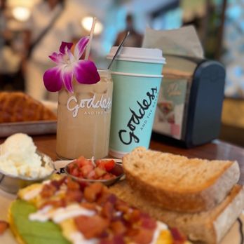 Goddess and the Baker, 33 S Wabash-Millennium Park - Smoked Vanilla Latte and  Bacon Avocado Omelette - Coffee & Tea Near Me - Chicago, Illinois