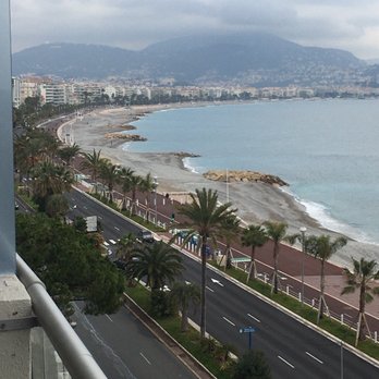 Radisson Blu - View of Street - Hotels Near Me - Nice, 06