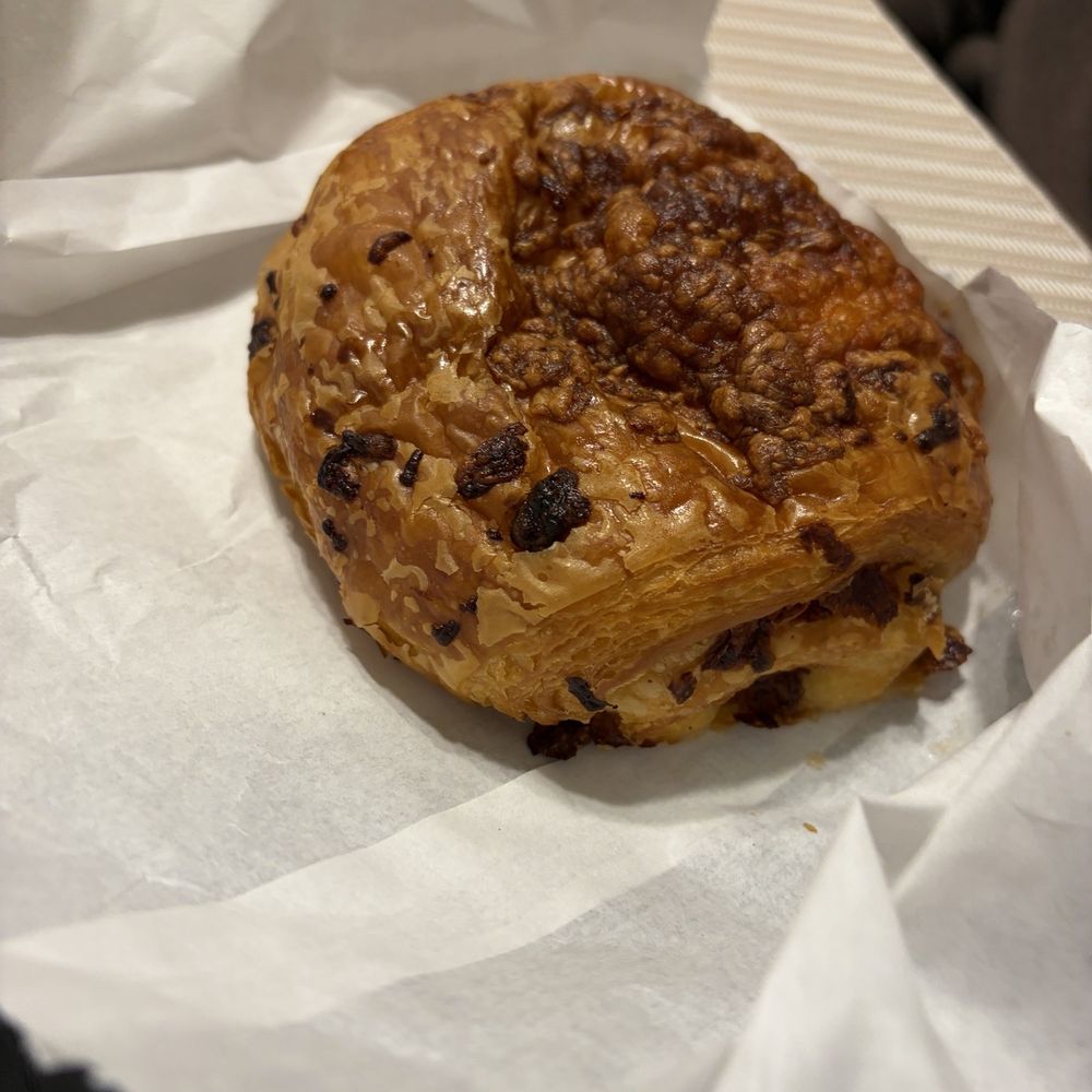Amai Coffee - Ham and cheese croissant - Coffee & Tea Near Me - Santa Monica, California