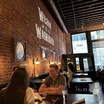 Wilson & Washburn - Bars Near Me - Omaha, Nebraska