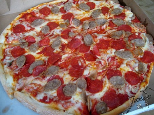 Oasis Pizza & Gyros by null