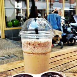 Dyrby's Café - Iskaffe med mint