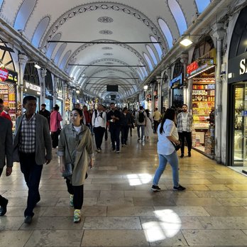 Grand Bazaar - Shopping - Shopping Passages Near Me - Istanbul, 34 Grand Bazaar - Shopping - Shopping Passages Near Me - Istanbul, 34