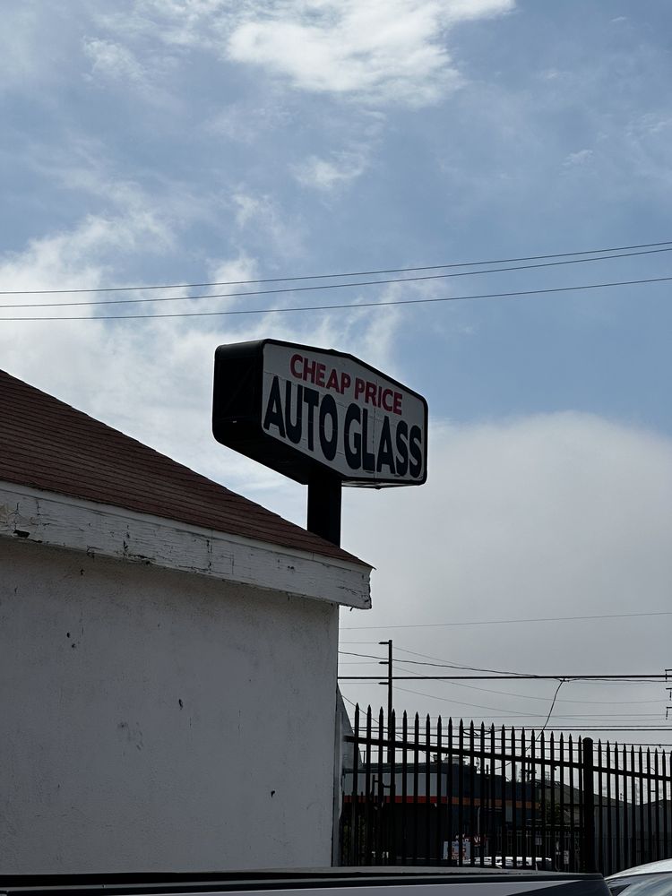 CHEAP PRICE AUTO GLASS Updated October 2024 91 Photos & 300 Reviews