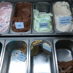 Jilarty Gelato Bar & Cafe - Gelato
