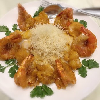 Red Star Seafood Restaurant - Golden Shrimps with Salted Egg Yolk and Rice Cakes - Dim Sum Near Me - Richmond, British Columbia Red Star Seafood Restaurant - Golden Shrimps with Salted Egg Yolk and Rice Cakes - Dim Sum Near Me - Richmond, British Columbia
