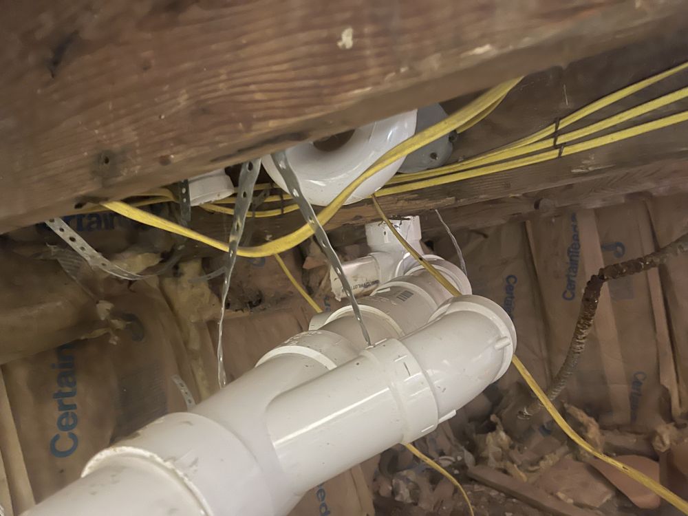 Slide of E The Plumber & Heating