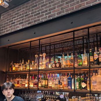 Graffiti Bar - Bar setup - Lounges Near Me - Philadelphia, Pennsylvania Graffiti Bar - Bar setup - Lounges Near Me - Philadelphia, Pennsylvania