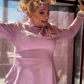 Drag & Fly Tours - Anita in all her glory - Bus Tours Near Me