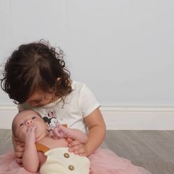 JCPenney Portraits - I don't see my daughters face and the baby and why are the on the side of the pic