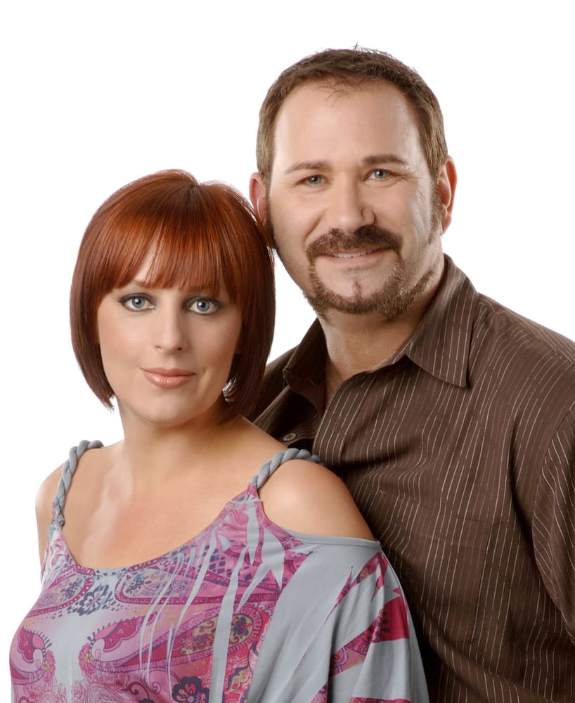 A Carter T Lund Salon Logo