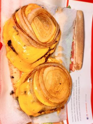 In-N-Out Burger by null