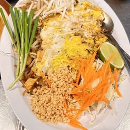 MAE MALAI THAI HOUSE OF NOODLES - Updated May 2025 - 611 Photos & 320