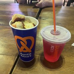 Auntie Anne's Pretzels