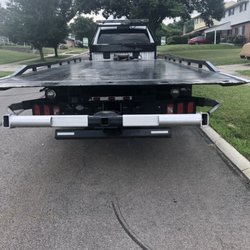 FM Towing - We do the best and fast towing