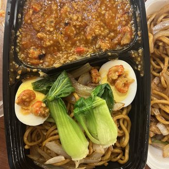 Harmony Kitchen  - Garlic Crawfish Tail Meat with Noodle - Chinese Near Me - Tempe, Arizona
