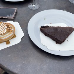 Tart on left tasted like key lime pie. Very good. The chocolate tart may as well have been pure fudge. Good but a bit much.