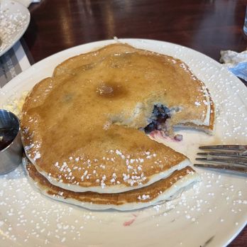 Shamone Bites + Wine - Blueberry lemon ricotta pancakes - Tapas/Small Plates Near Me - Cape May, New Jersey