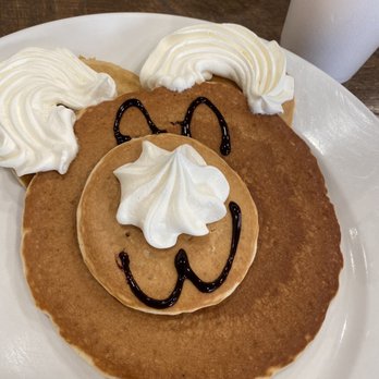 Frizzle Chicken Cafe - Breakfast & Brunch Near Me - Pigeon Forge, Tennessee