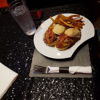 Renee's Place - BBQ sliders - Bars Near Me - Cleveland, Ohio Renee's Place - BBQ sliders - Bars Near Me - Cleveland, Ohio