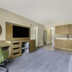 Hampton Inn East Aurora - Guest room amenity