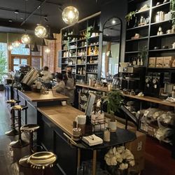 Pausa Coffee - Counter view