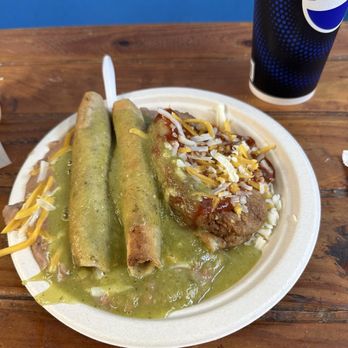 Cielito Lindo - Tacos and chile relleno #3 - Mexican Near Me - Los Angeles, California Cielito Lindo - Tacos and chile relleno #3 - Mexican Near Me - Los Angeles, California