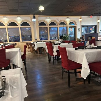 Crave Kabob  - Interior - Mediterranean Near Me - Centennial, Colorado