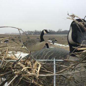 Mid Migration Outfitters - Wildlife Hunting Ranges Near Me