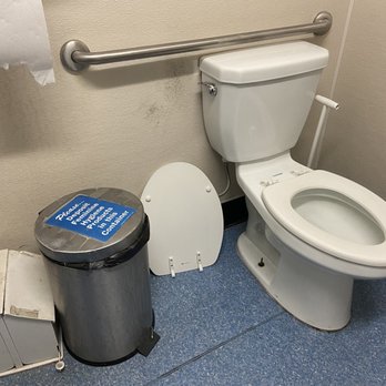 Blake Austin College - Student bathroom - Vocational & Technical School Near Me - Vacaville, California Blake Austin College - Student bathroom - Vocational & Technical School Near Me - Vacaville, California