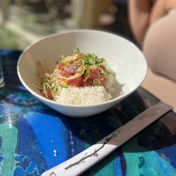 Geoffrey's Malibu - Ahi Poke Bowl - Seafood Near Me - Malibu, California