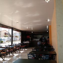 Kasarão Grill - O espaço é bem amplo e da pra ver uma parte da cozinha.