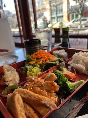 Ichiban Sushi & Ramen by null