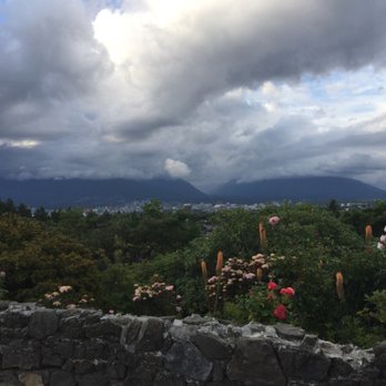 Queen Elizabeth Park - Parks Near Me - Vancouver, British Columbia