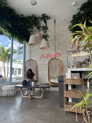 Mr. Baguette - Wynwood by null