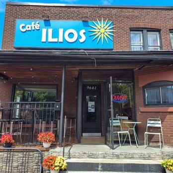 Café Ilios - the front of the restaurant - Ice Cream & Frozen Yogurt Near Me - Montreal, Quebec Café Ilios - the front of the restaurant - Ice Cream & Frozen Yogurt Near Me - Montreal, Quebec