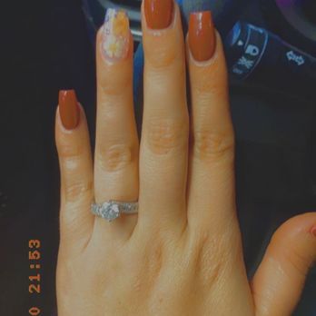 Apple Nail Salon - Full set used real flowers on the ring finger total 47 worth every penny! - Nail Salons Near Me - Cerritos, California Apple Nail Salon - Full set used real flowers on the ring finger total 47 worth every penny! - Nail Salons Near Me - Cerritos, California