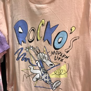 guess smith haven mall