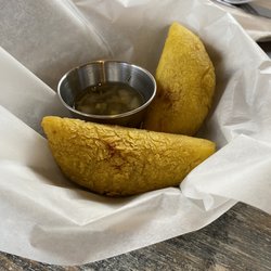 La Carreta Hispanic Grocery and Taqueria - Empanadas