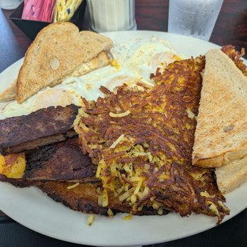 Richard’s Diner - Brisket and eggs - Diners Near Me - Salisbury, Massachusetts Richard’s Diner - Brisket and eggs - Diners Near Me - Salisbury, Massachusetts