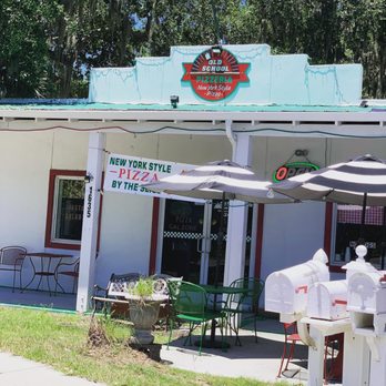 Old School Pizzeria - Definitely try this pizza joint out! - Pizza Near Me - Port Royal, South Carolina