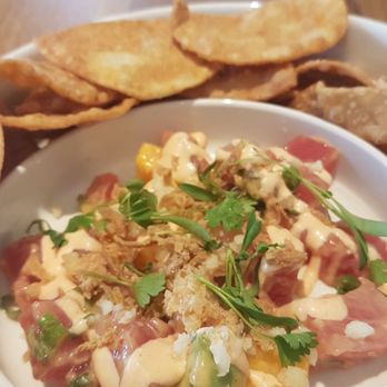 Earls Kitchen + Bar - Tuna Poke - yumm! - New American Near Me - Orlando, Florida Earls Kitchen + Bar - Tuna Poke - yumm! - New American Near Me - Orlando, Florida