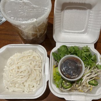 Mi Xao - London Broil pho soup - Vietnamese Near Me - Mount Pleasant, South Carolina