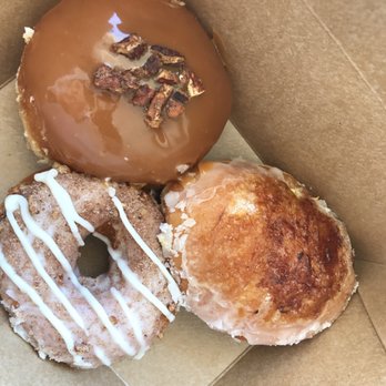 The Rolling Pin - Bakeries Near Me - Toronto, Ontario