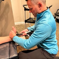 Knecht Chiropractic Clinic - 441570408_18149087659313268_7010164257373450893_n.jpg